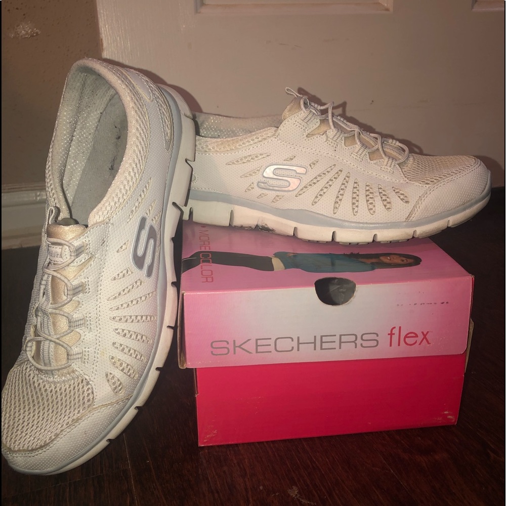 Sketchers size 9